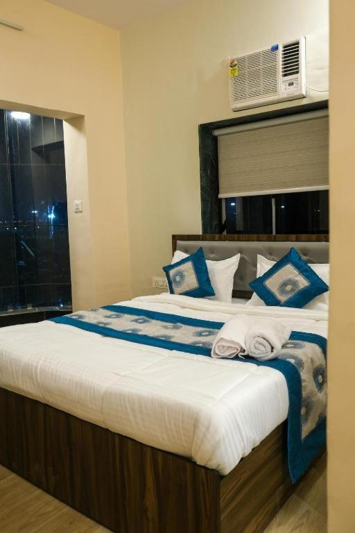 Hotel Vrc Мумбай Екстериор снимка